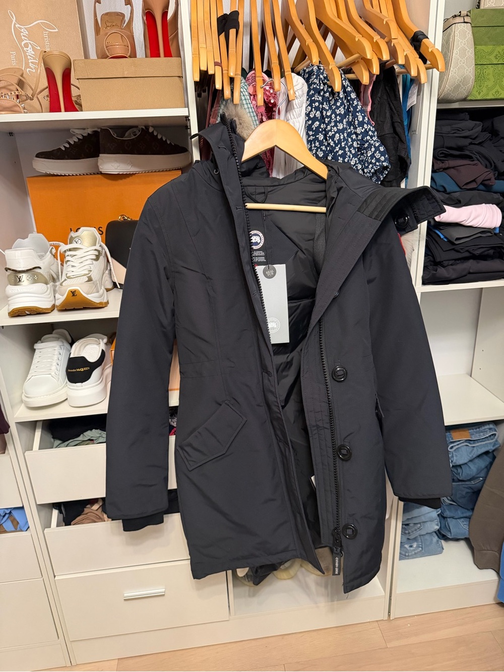 Canada Goose women’s XS Rossclair parka navy blue